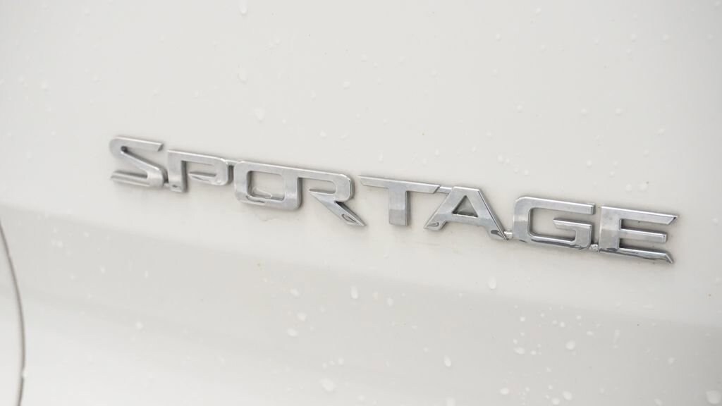 Thumbnail: 2016 Kia Sportage - 15