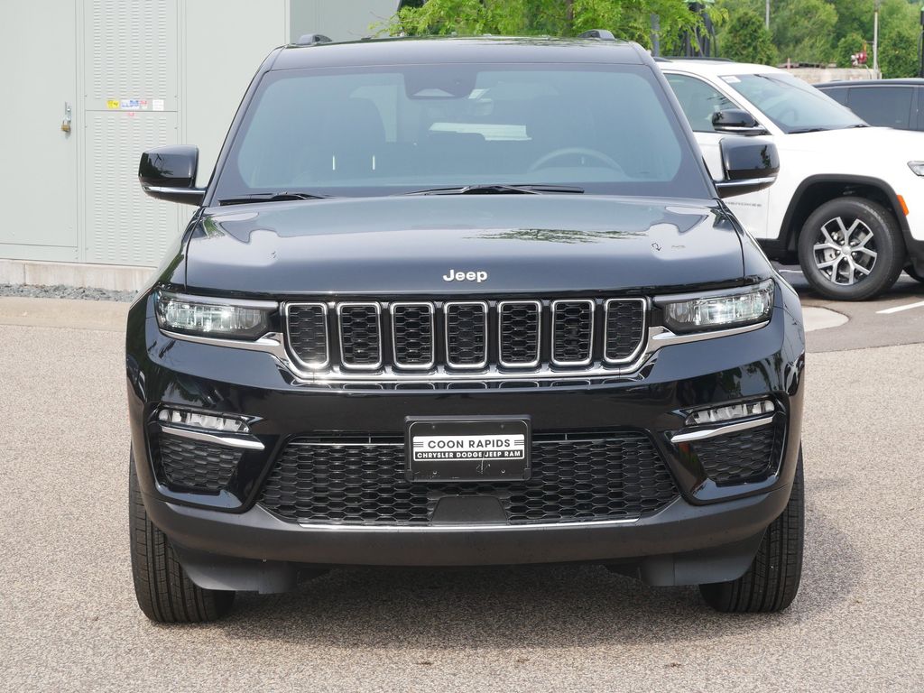 Thumbnail: 2025 Jeep Grand Cherokee - 3