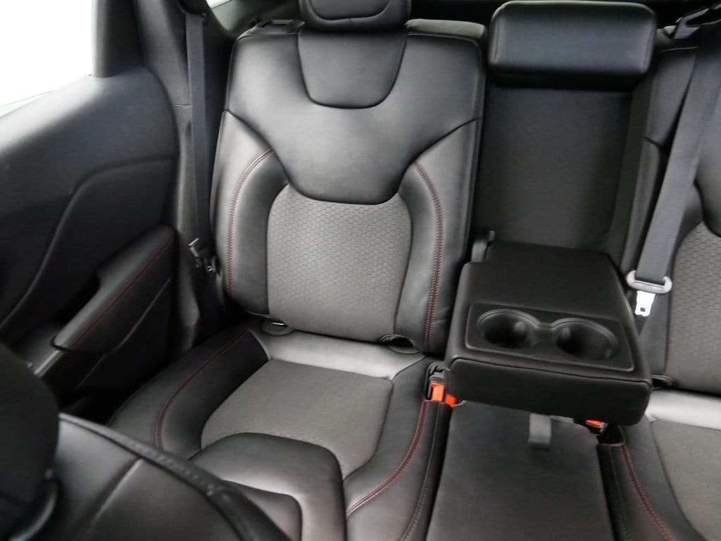 Thumbnail: 2022 Jeep Cherokee - 22