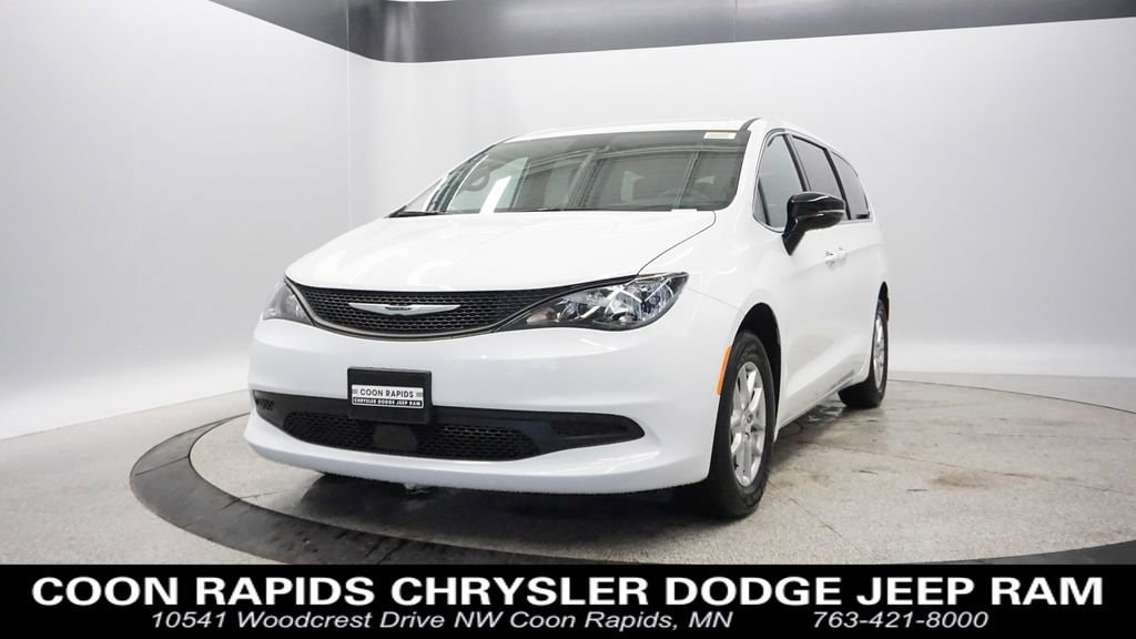 Thumbnail: 2026 Chrysler Voyager - 1