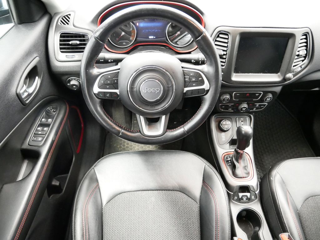 Thumbnail: 2020 Jeep Compass - 25