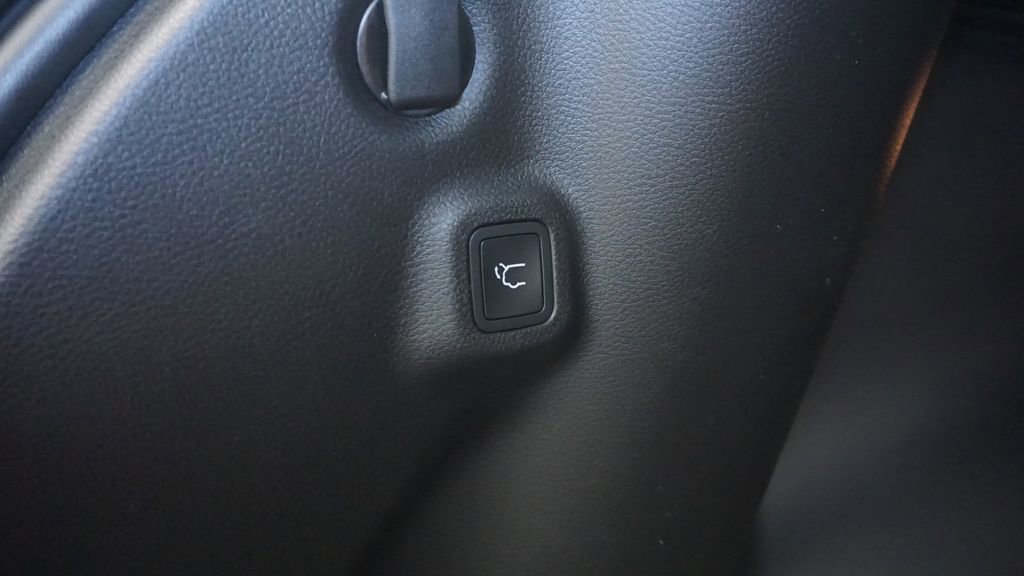 Thumbnail: 2026 Jeep Compass - 23