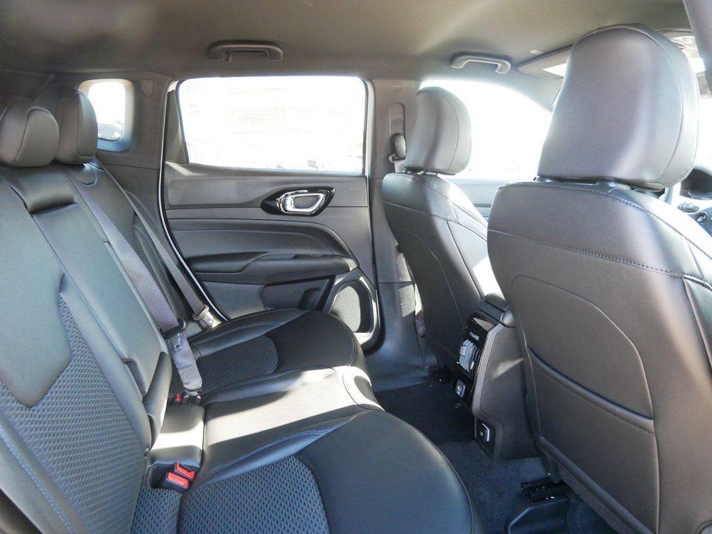 Thumbnail: 2026 Jeep Compass - 24