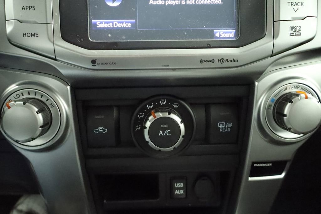 Thumbnail: 2018 Toyota 4Runner - 38