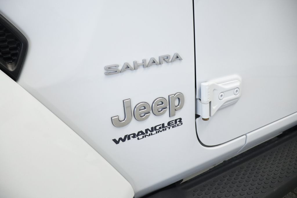 Thumbnail: 2021 Jeep Wrangler - 12