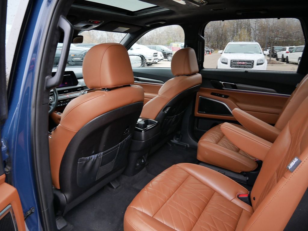 Thumbnail: 2024 Kia Telluride - 10