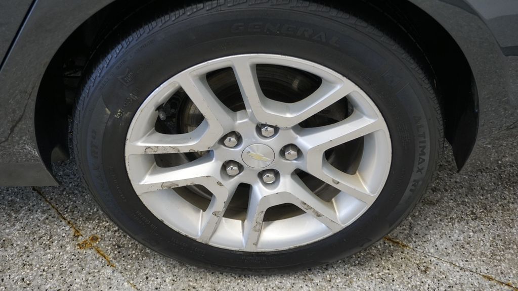 Thumbnail: 2014 Chevrolet Malibu - 24