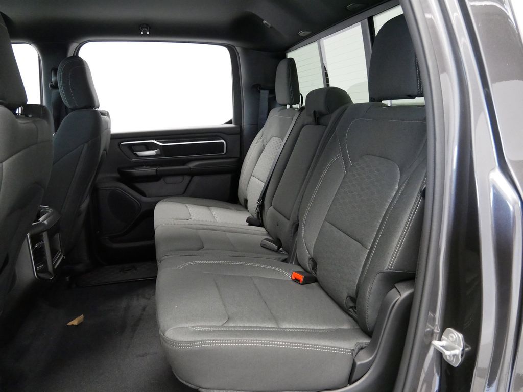 Thumbnail: 2026 RAM 1500 - 6