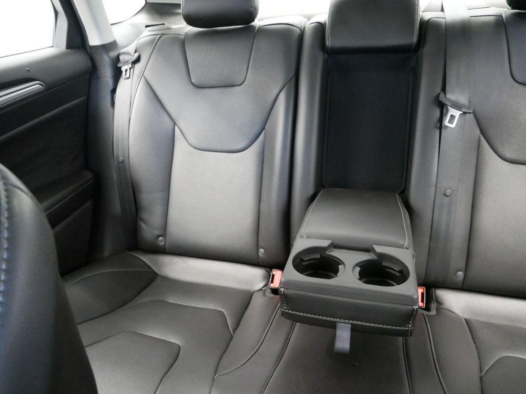 Thumbnail: 2014 Ford Fusion - 12