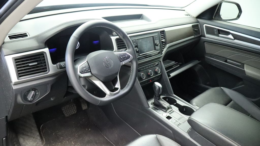 Thumbnail: 2022 Volkswagen Atlas - 27