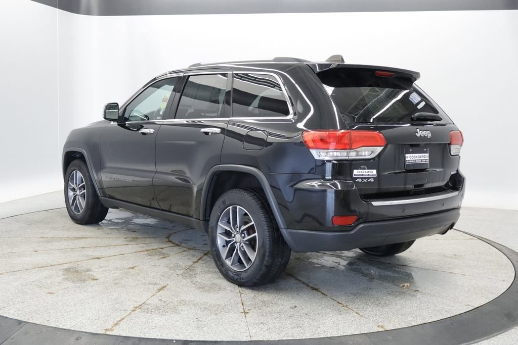 Thumbnail: 2017 Jeep Grand Cherokee - 3