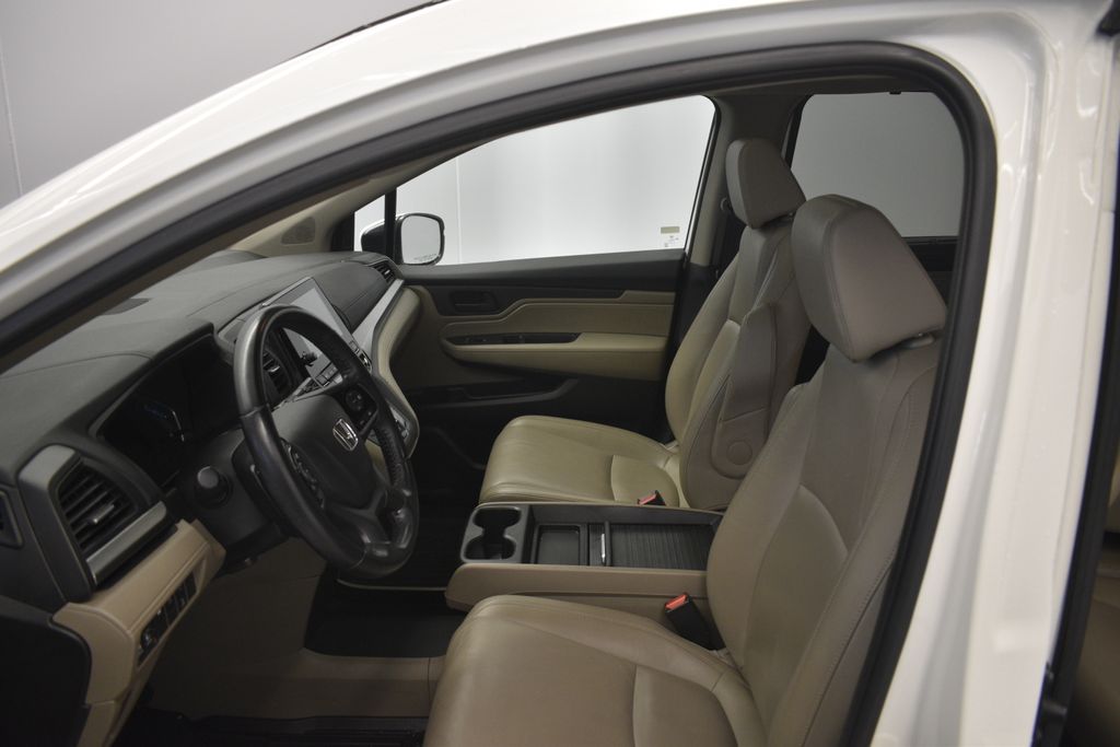 Thumbnail: 2019 Honda Odyssey - 30