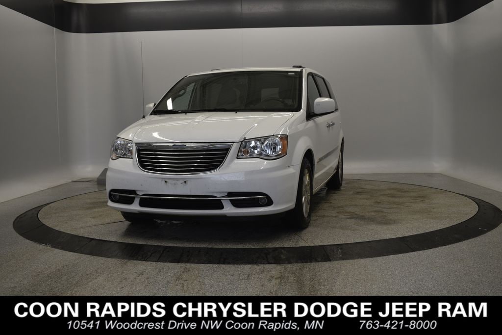 2015 Chrysler Town & Country Touring -
                  Coon Rapids, MN