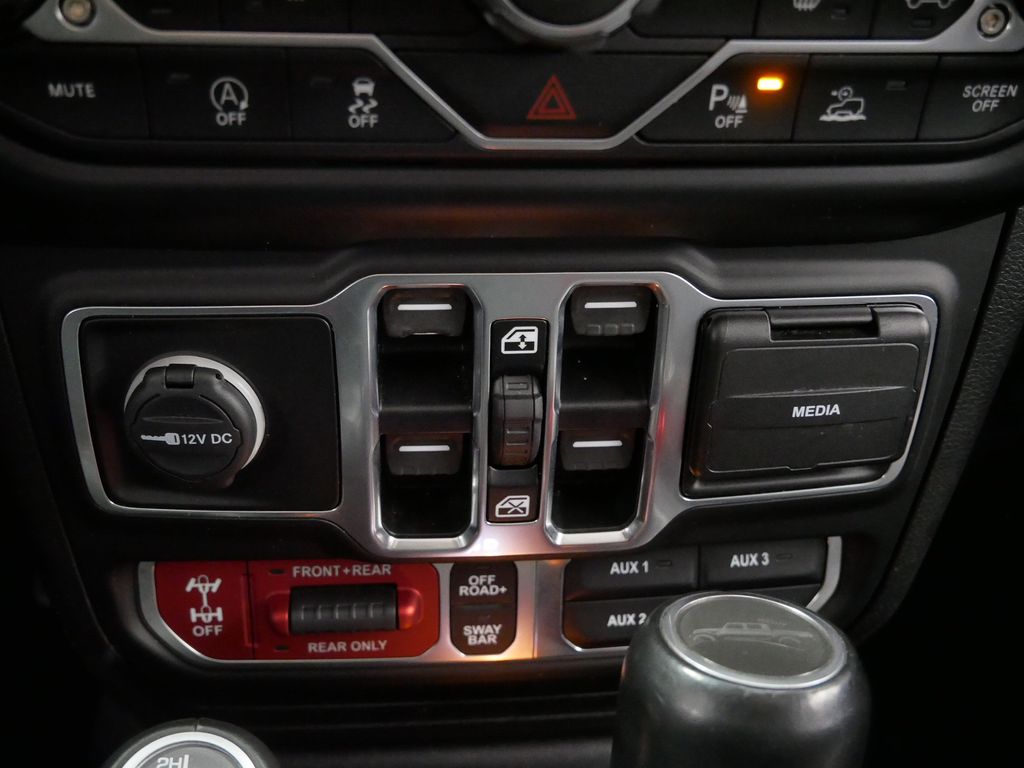 Thumbnail: 2020 Jeep Gladiator - 38