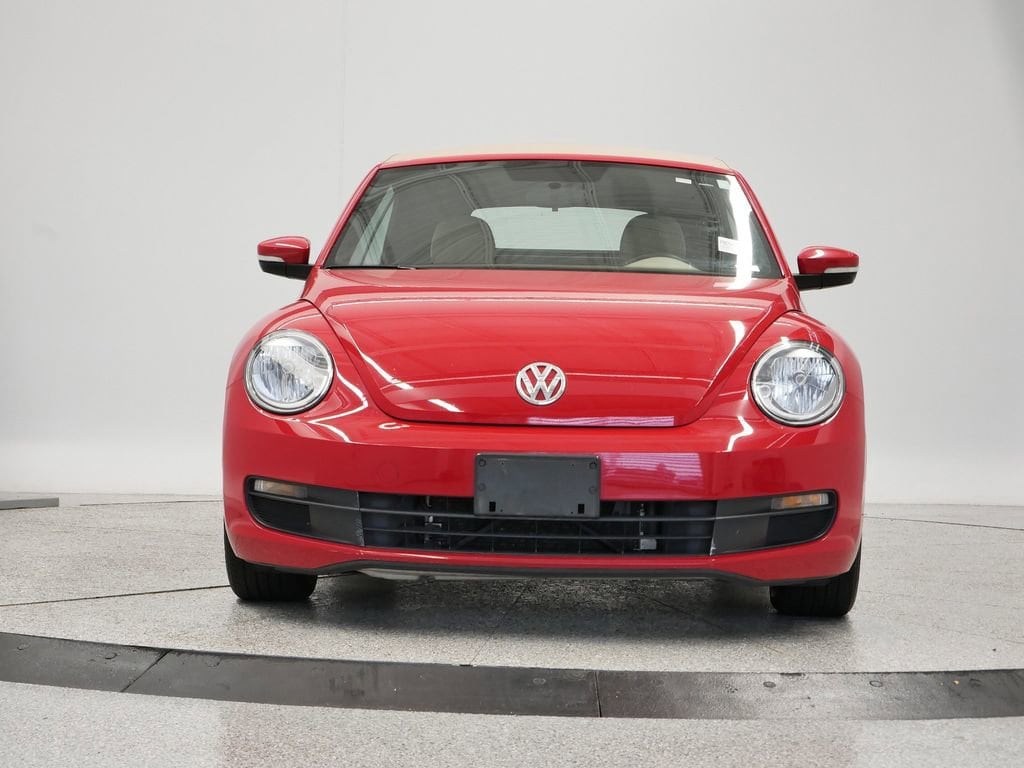 Thumbnail: 2013 Volkswagen Beetle - 10
