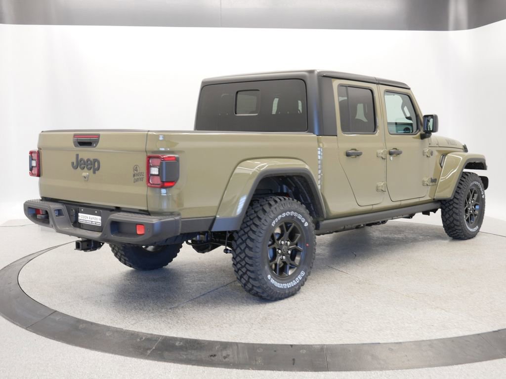 Thumbnail: 2025 Jeep Gladiator - 10
