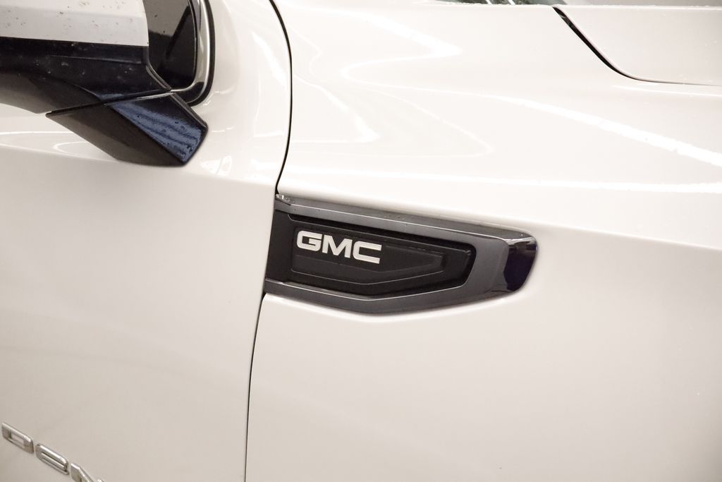 Thumbnail: 2023 GMC Yukon - 14