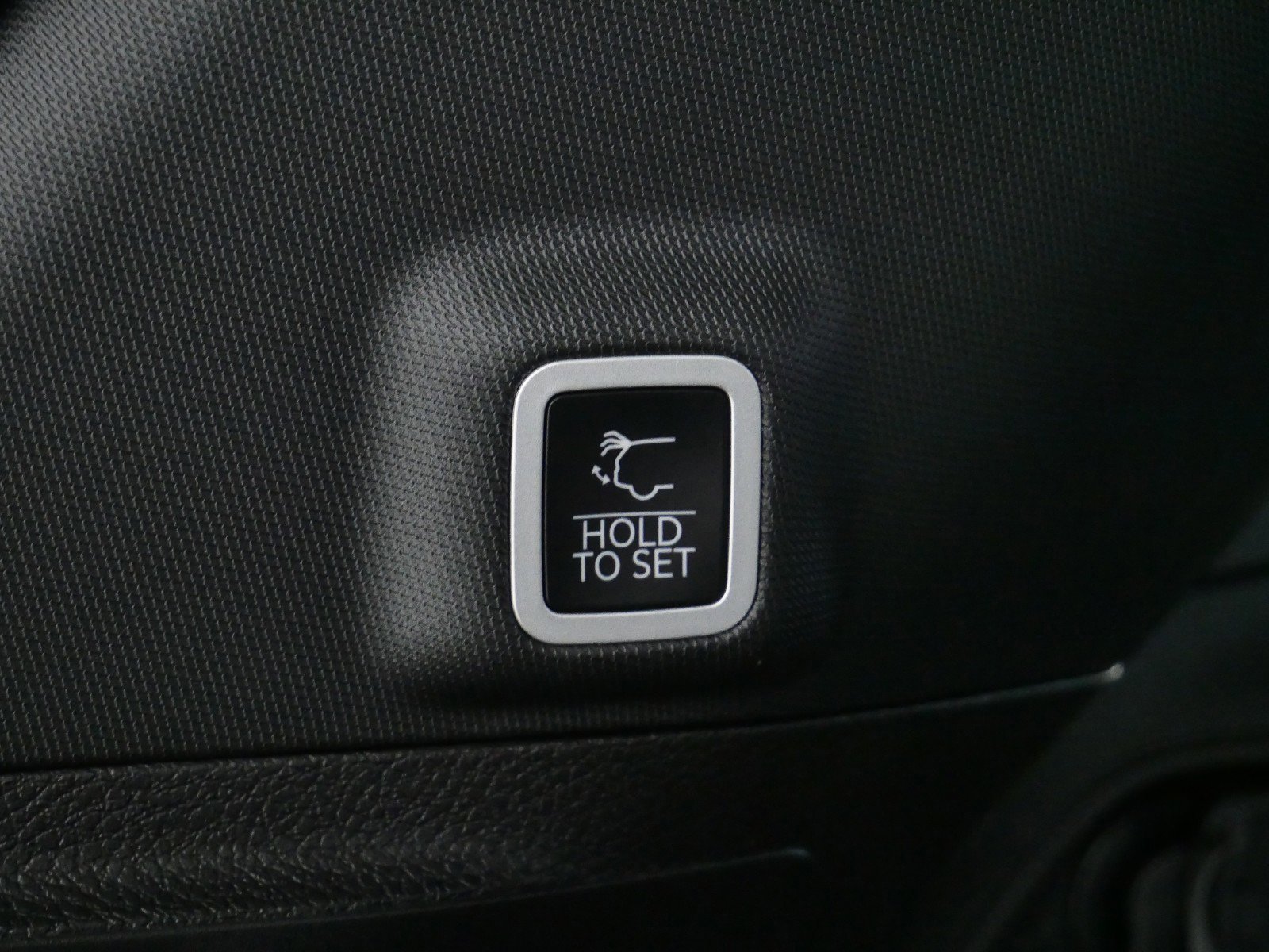 Thumbnail: 2025 Jeep Grand Cherokee - 20