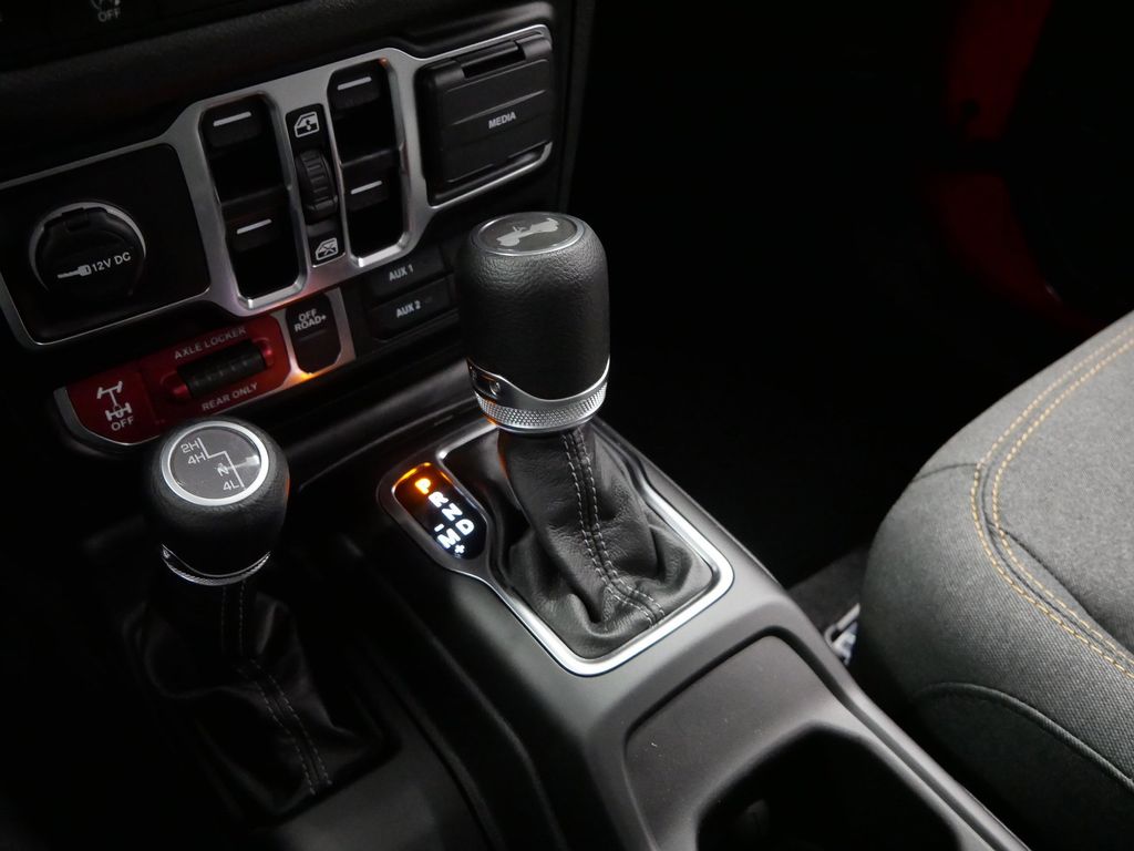 Thumbnail: 2026 Jeep Wrangler - 33