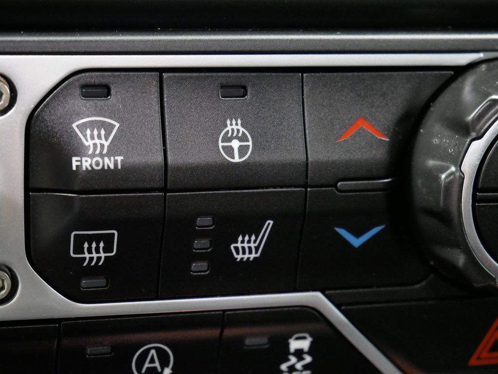 Thumbnail: 2022 Jeep Gladiator - 39