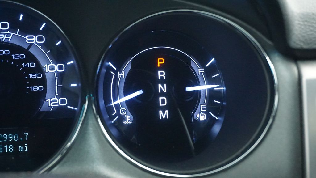 Thumbnail: 2012 Lincoln MKZ - 30