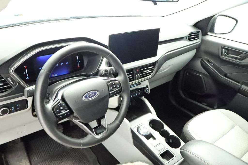 Thumbnail: 2024 Ford Escape - 30