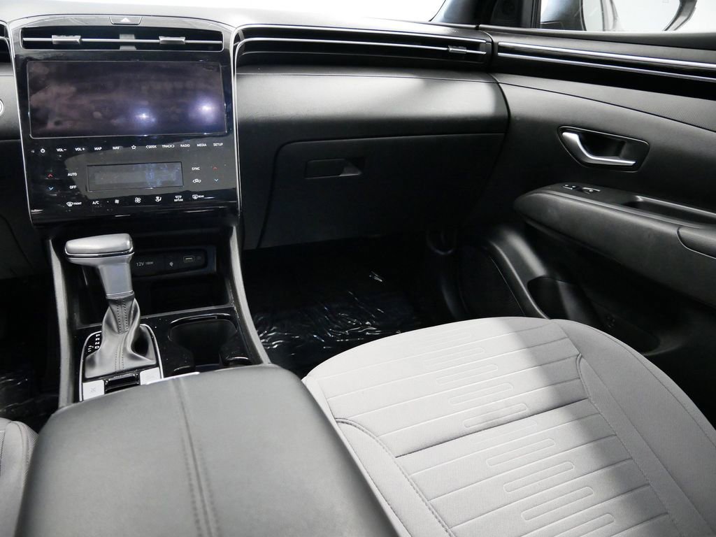 Thumbnail: 2023 Hyundai Santa Cruz - 20