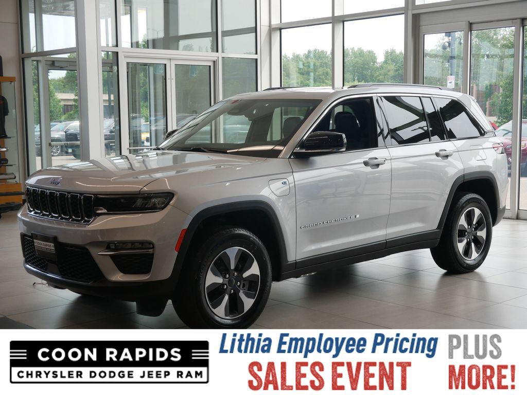2025 Jeep Grand Cherokee 4xe -
                  Coon Rapids, MN