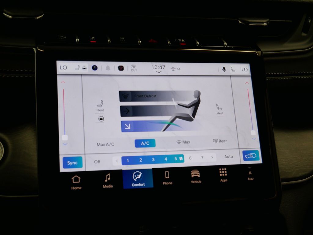 Thumbnail: 2025 Jeep Grand Cherokee - 30