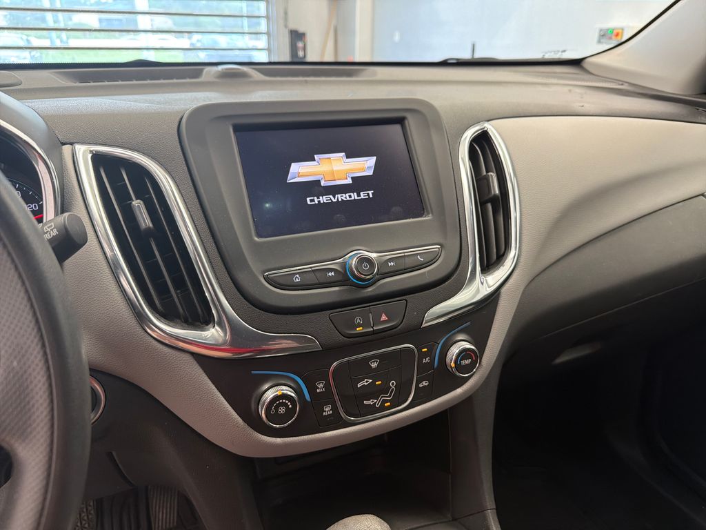 Thumbnail: 2023 Chevrolet Equinox - 20