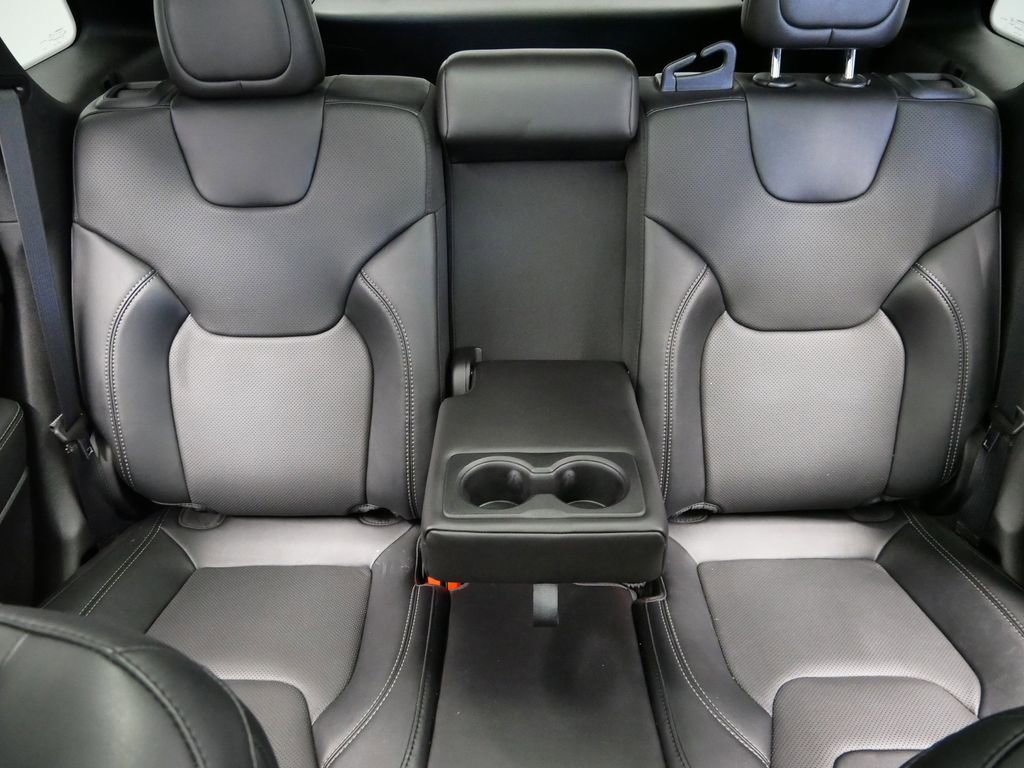 Thumbnail: 2022 Jeep Cherokee - 21