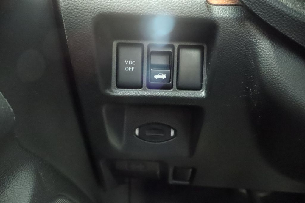 Thumbnail: 2009 INFINITI G37 - 28