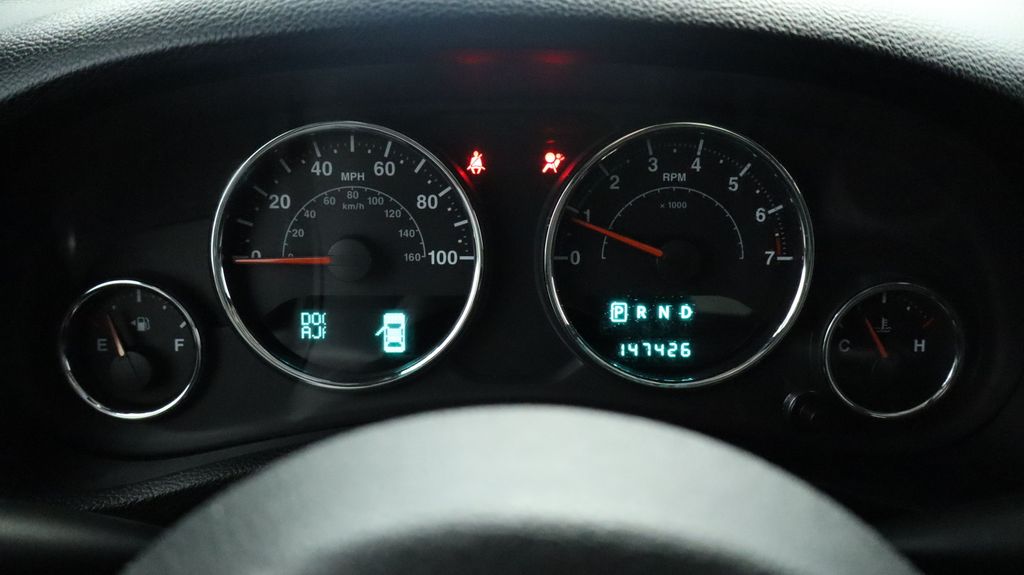 Thumbnail: 2014 Jeep Wrangler - 29