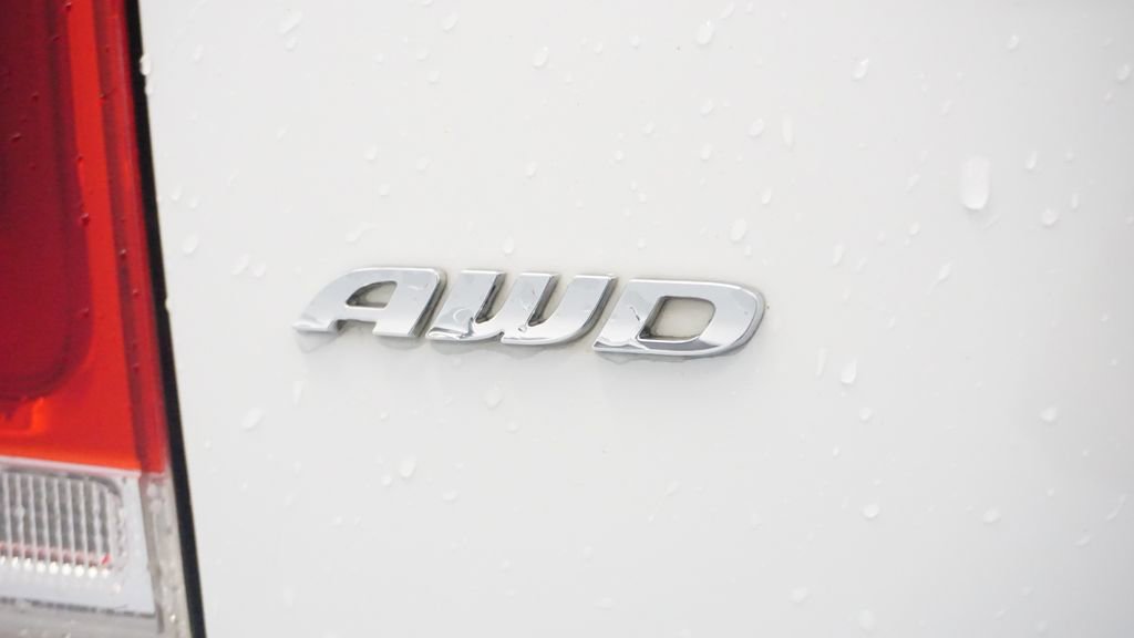 Thumbnail: 2019 Chrysler 300 - 16