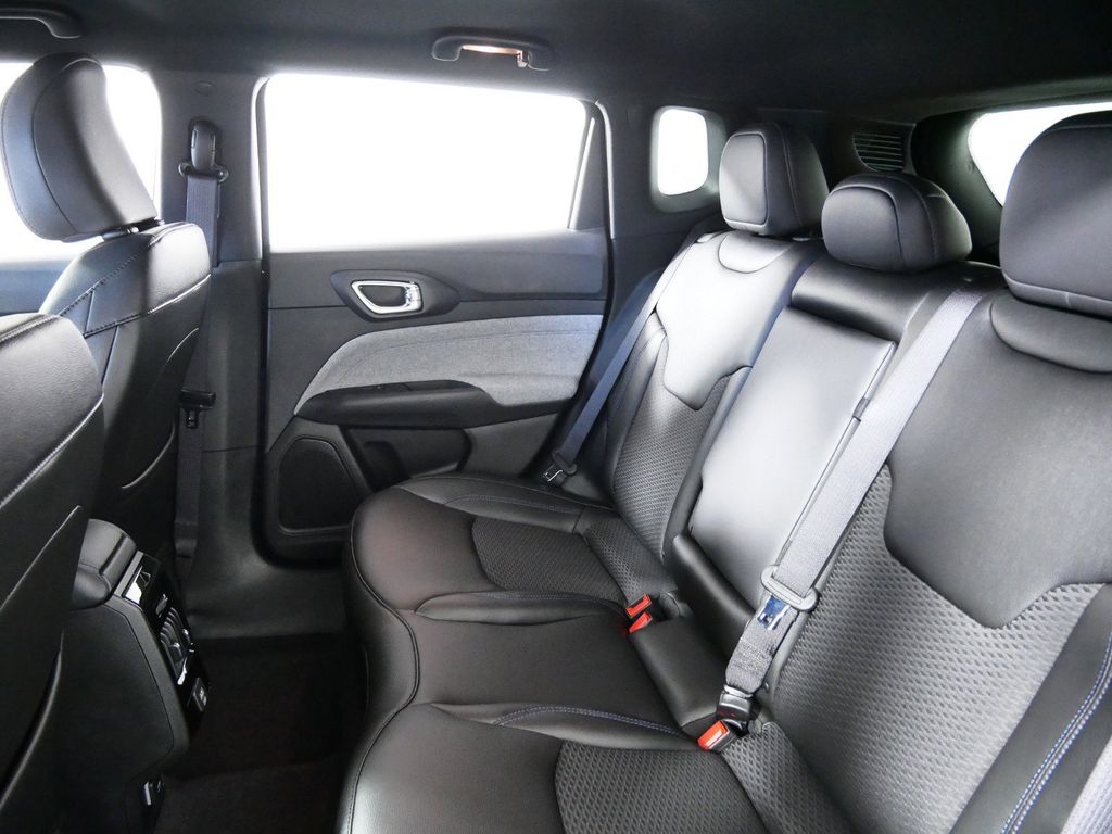 Thumbnail: 2024 Jeep Compass - 31
