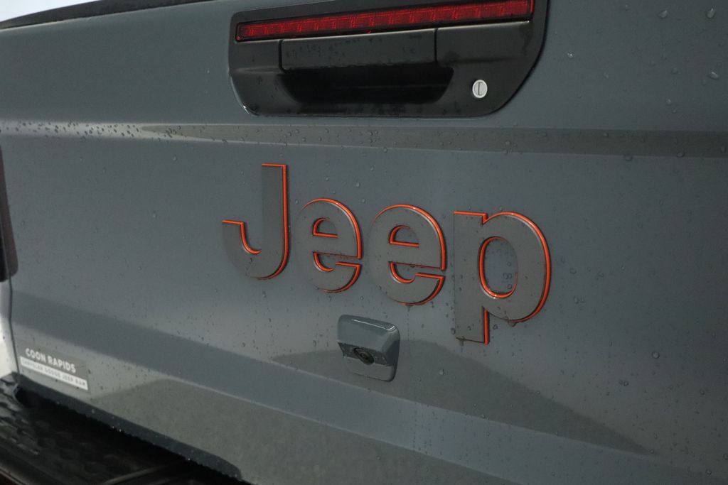 Thumbnail: 2026 Jeep Gladiator - 19