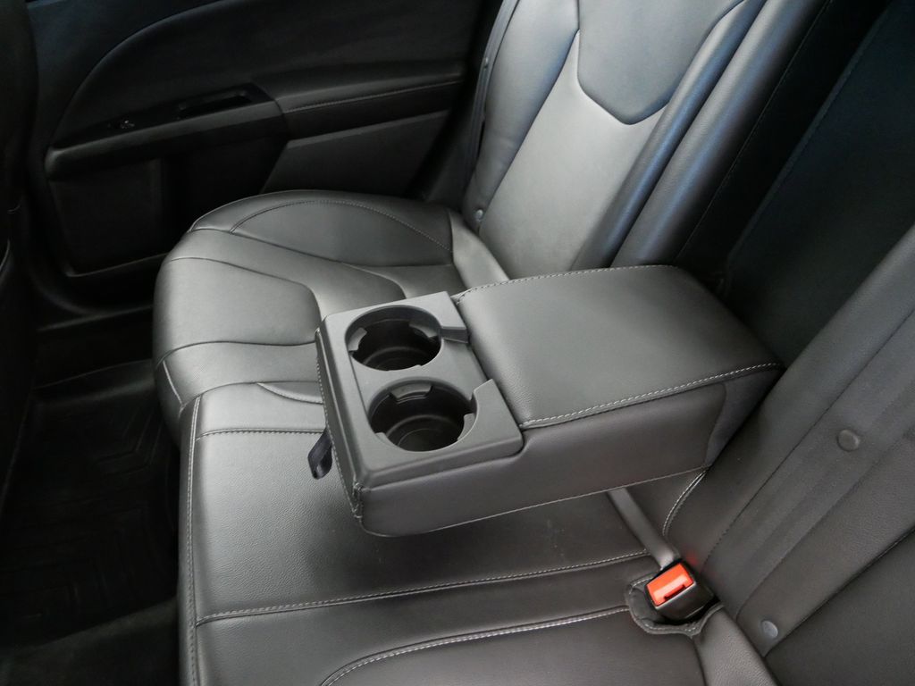 Thumbnail: 2014 Ford Fusion - 5