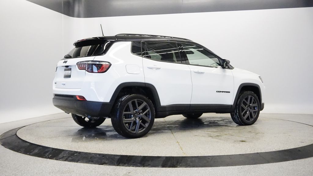 Thumbnail: 2026 Jeep Compass - 10
