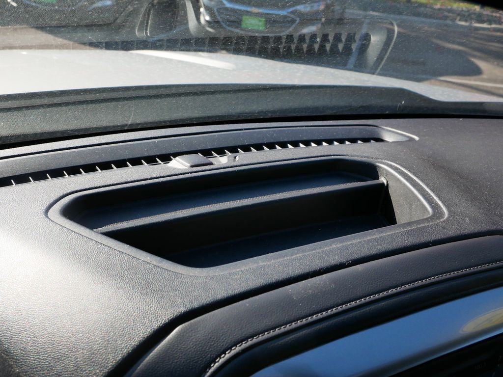 Thumbnail: 2019 Chevrolet Silverado 1500 - 37