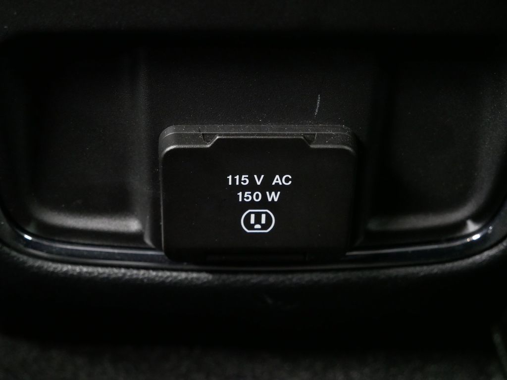 Thumbnail: 2022 Jeep Grand Cherokee - 19