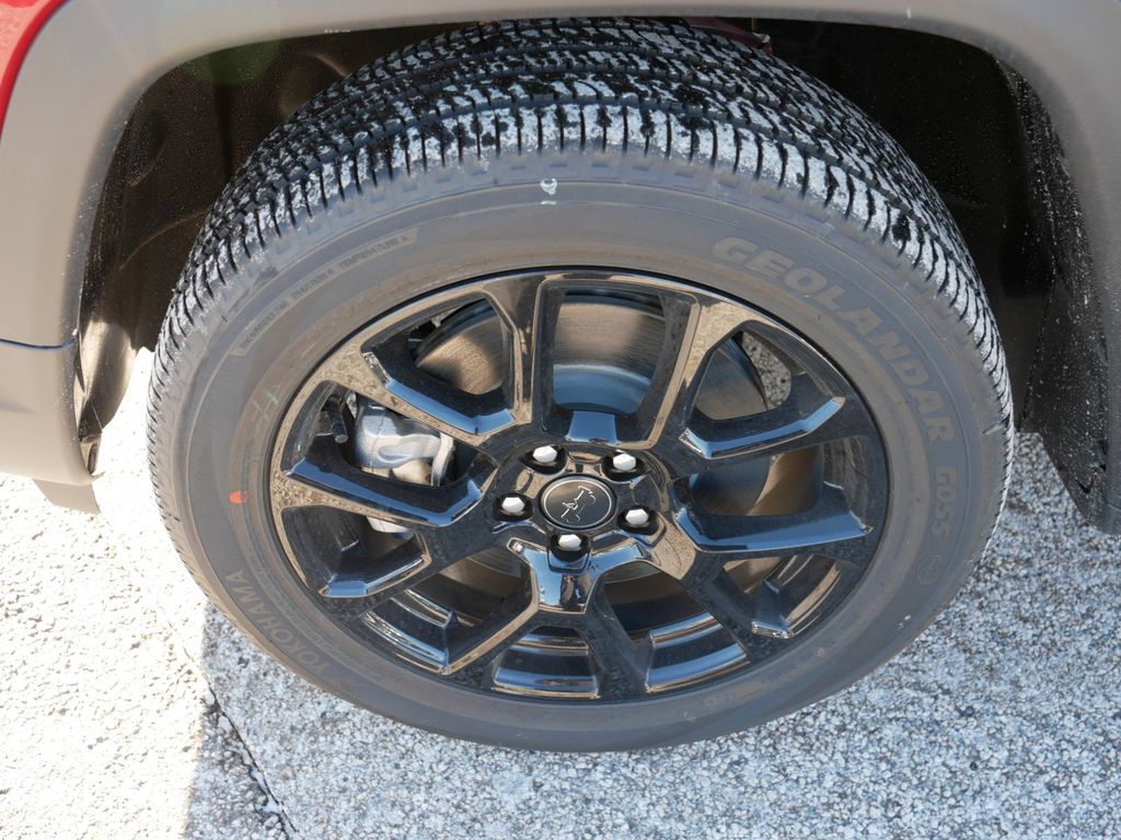 Thumbnail: 2025 Jeep Compass - 21