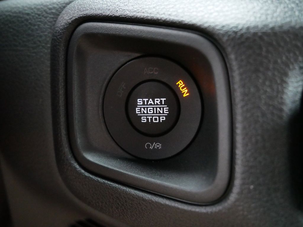 Thumbnail: 2026 Jeep Wrangler - 39