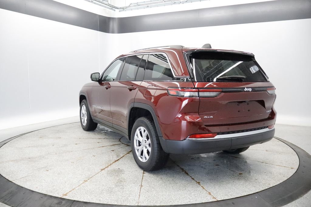 Thumbnail: 2022 Jeep Grand Cherokee - 3