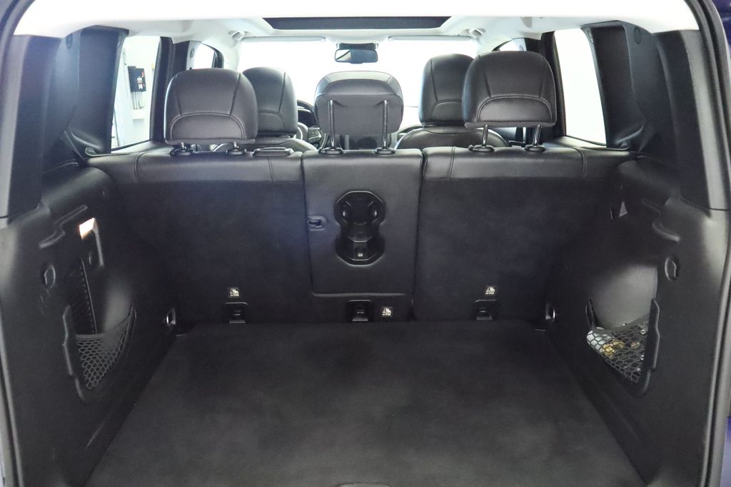 Thumbnail: 2018 Jeep Renegade - 21