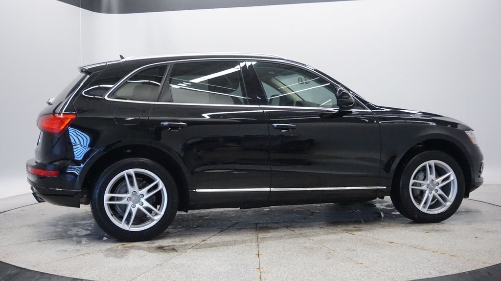 Thumbnail: 2017 Audi Q5 - 7