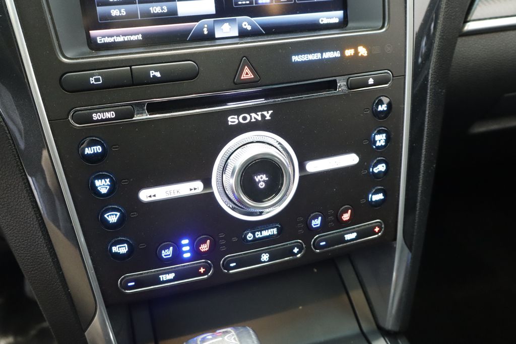 Thumbnail: 2016 Ford Explorer - 38