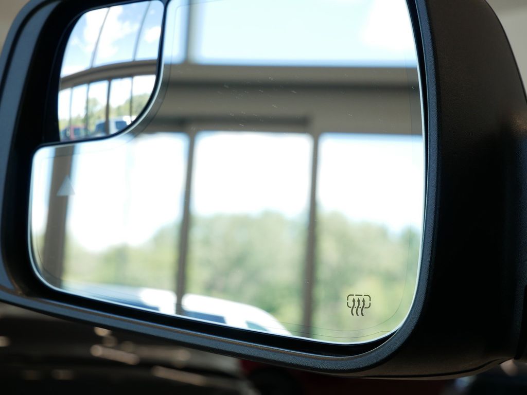 Thumbnail: 2026 RAM 1500 - 19