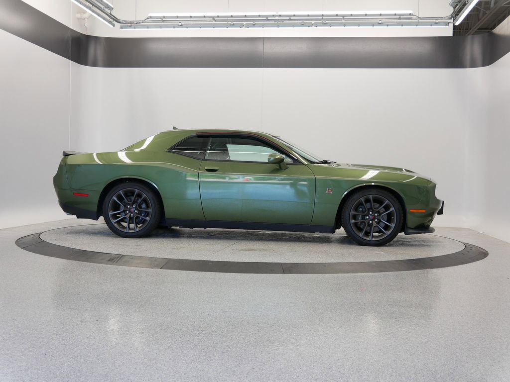 Thumbnail: 2020 Dodge Challenger - 8