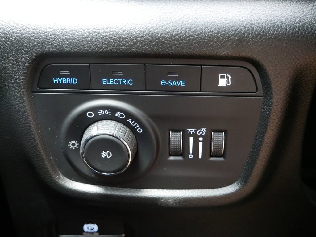 Thumbnail: 2022 Jeep Grand Cherokee - 25