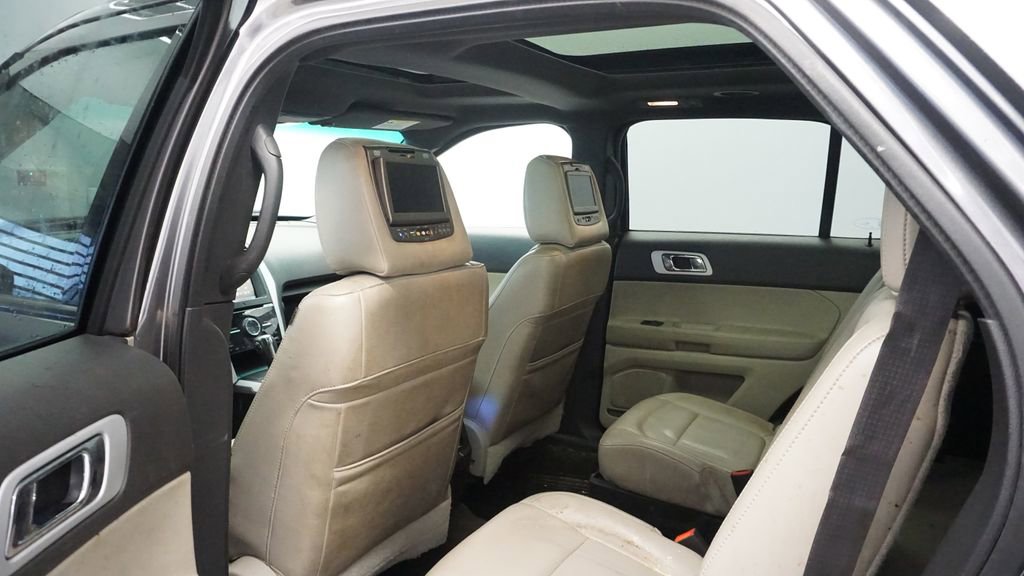 Thumbnail: 2011 Ford Explorer - 20